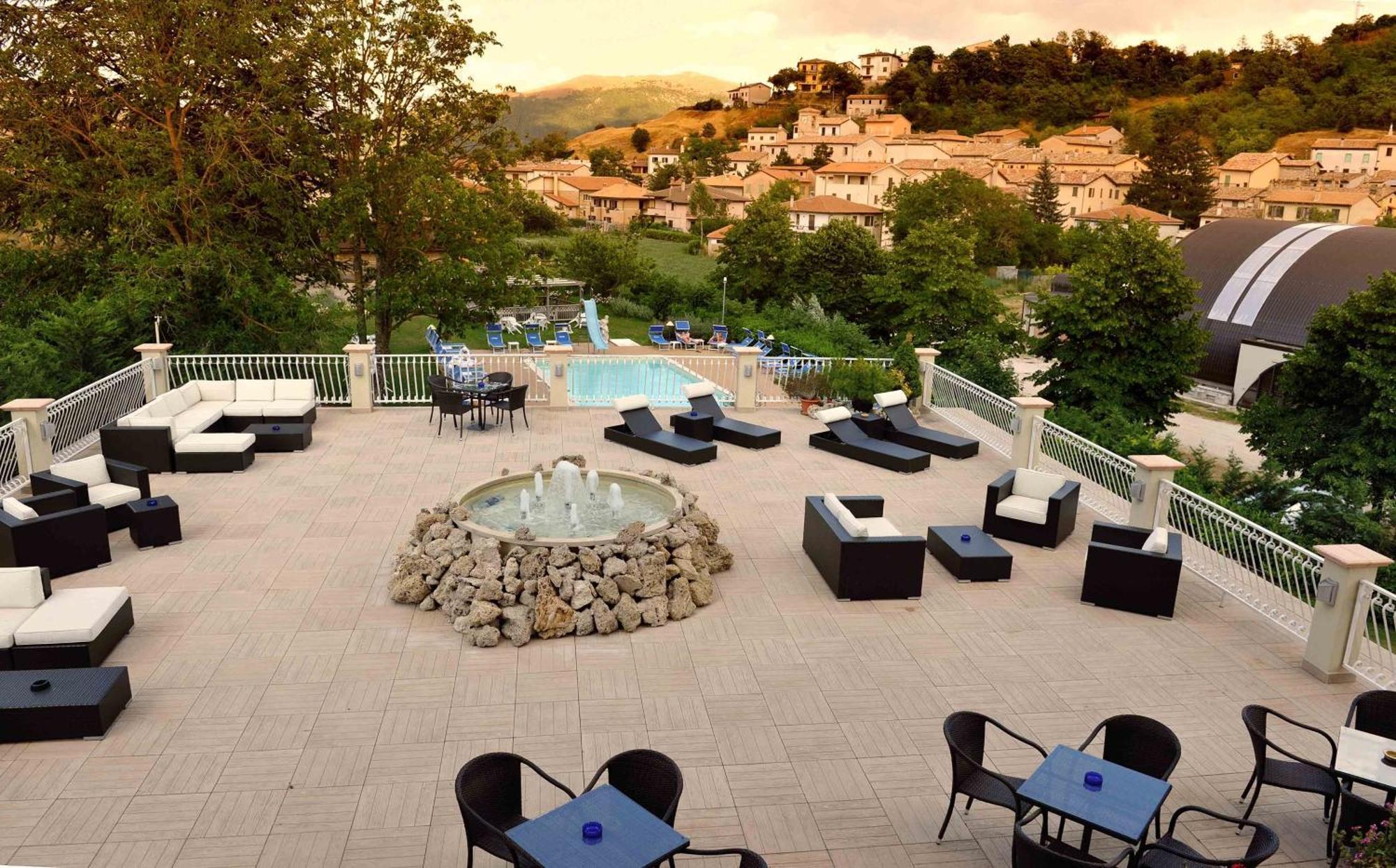 Hotel Benessere Villa Fiorita Colfiorito Extérieur photo