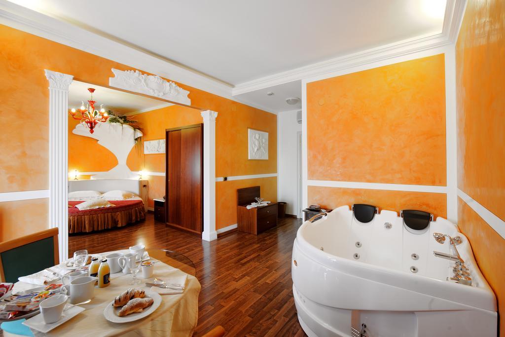 Hotel Benessere Villa Fiorita Colfiorito Extérieur photo