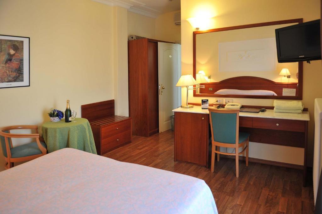 Hotel Benessere Villa Fiorita Colfiorito Extérieur photo
